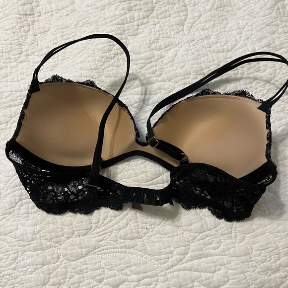Victoria Secret padded bra - Picture 4 of 4